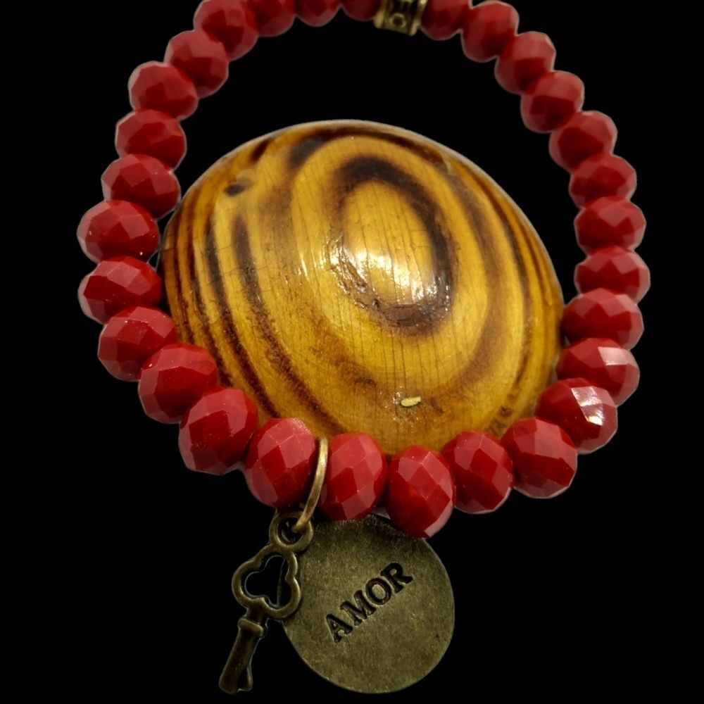 Red beaded antique styled‎  key amore key to love bracelet